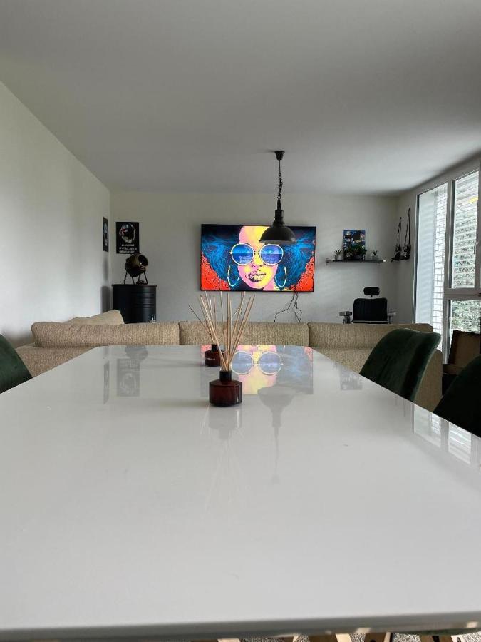Chambre Double Монтрё Экстерьер фото