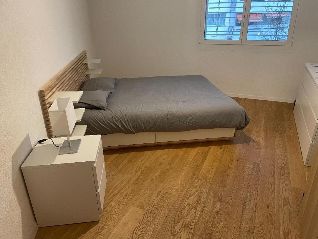 Chambre Double Монтрё Экстерьер фото