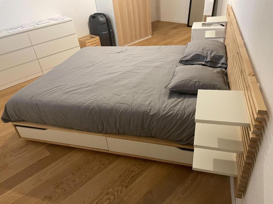 Chambre Double Монтрё Экстерьер фото